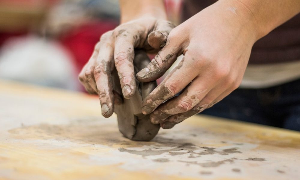 Corso di creazione in argilla da fare a Giardini Naxos in Sicilia